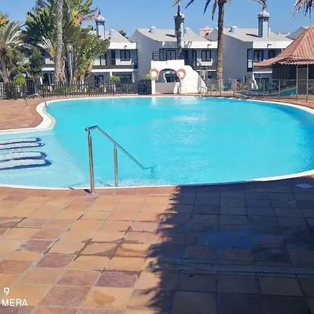 Sun Club Top Bungalow Jardin Сasa de vacaciones *